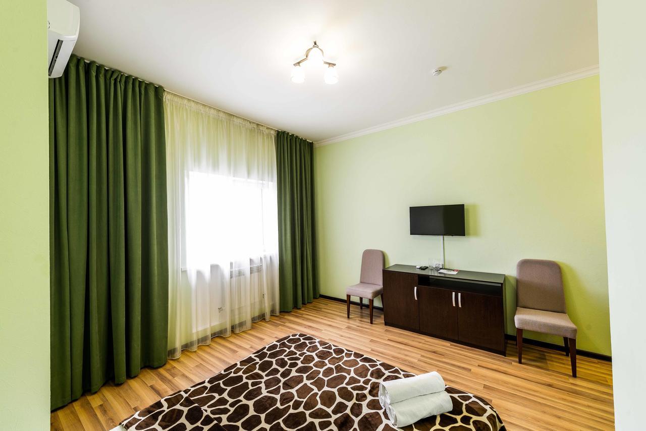 Adler Hotel Astana Luaran gambar