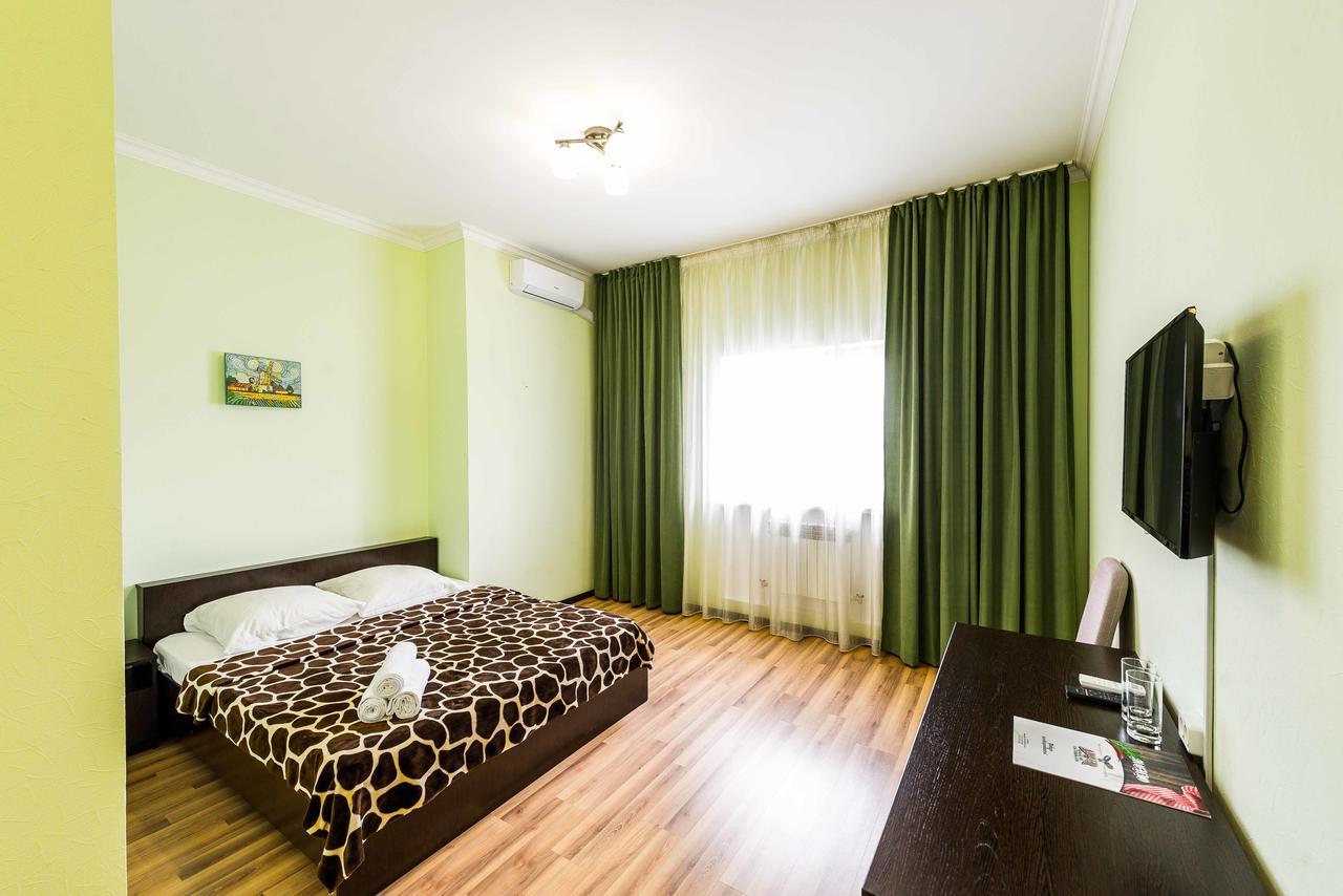 Adler Hotel Astana Luaran gambar