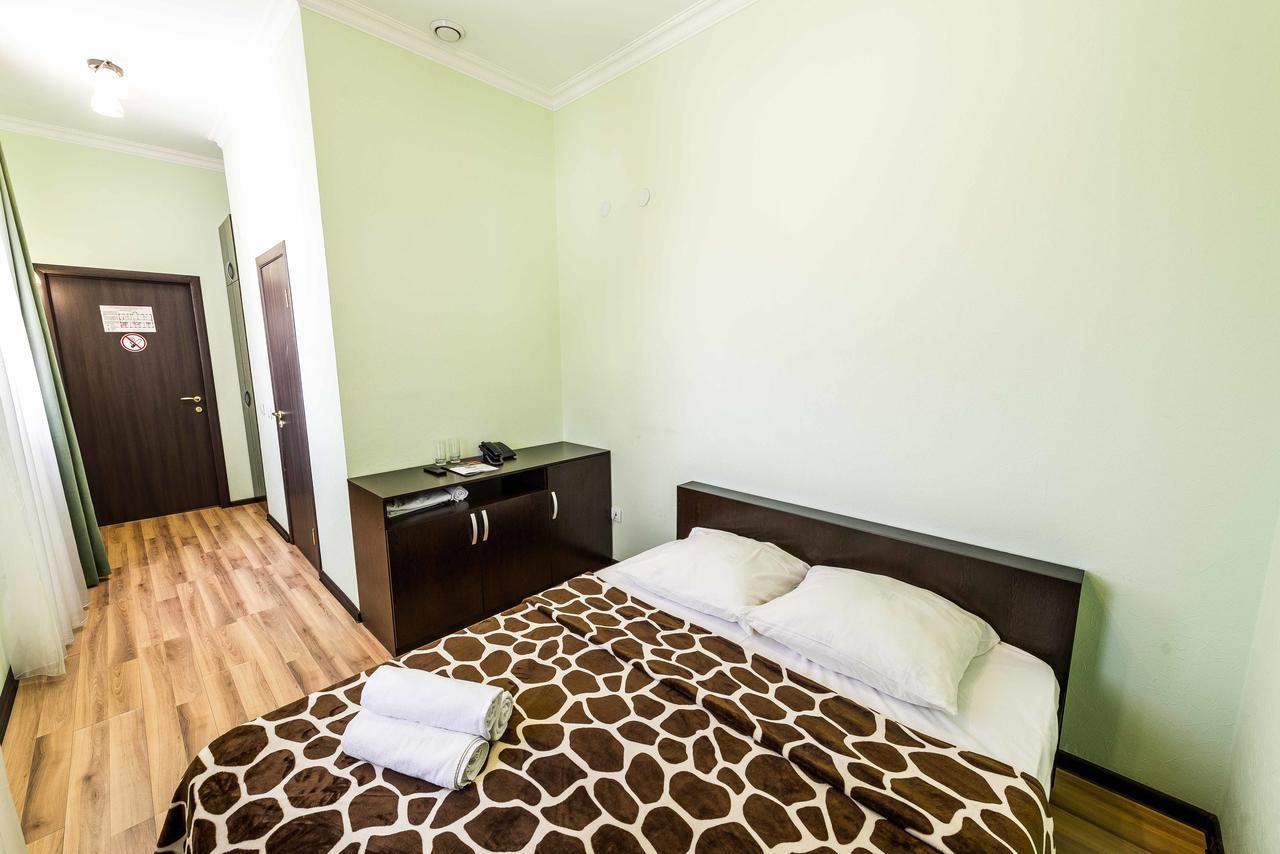 Adler Hotel Astana Luaran gambar
