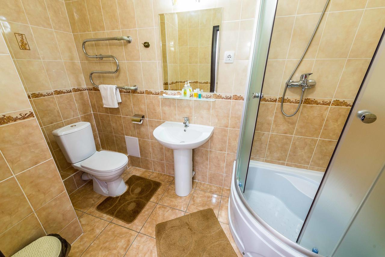 Adler Hotel Astana Luaran gambar