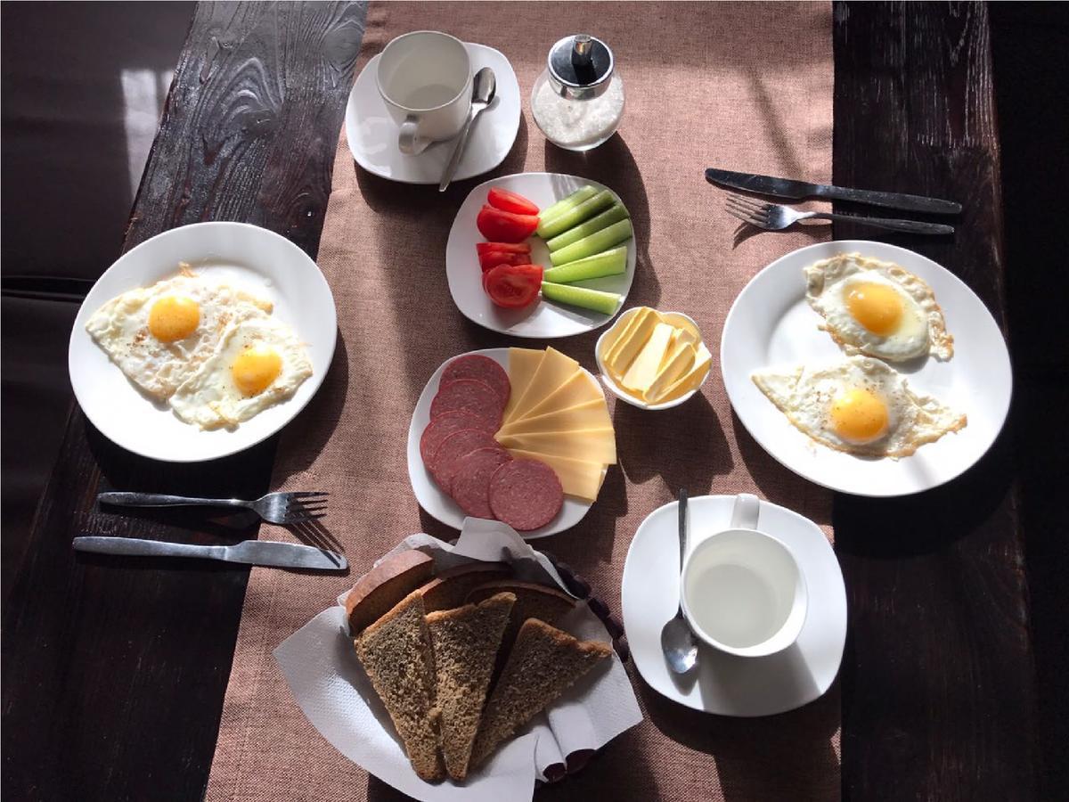Adler Hotel Astana Luaran gambar