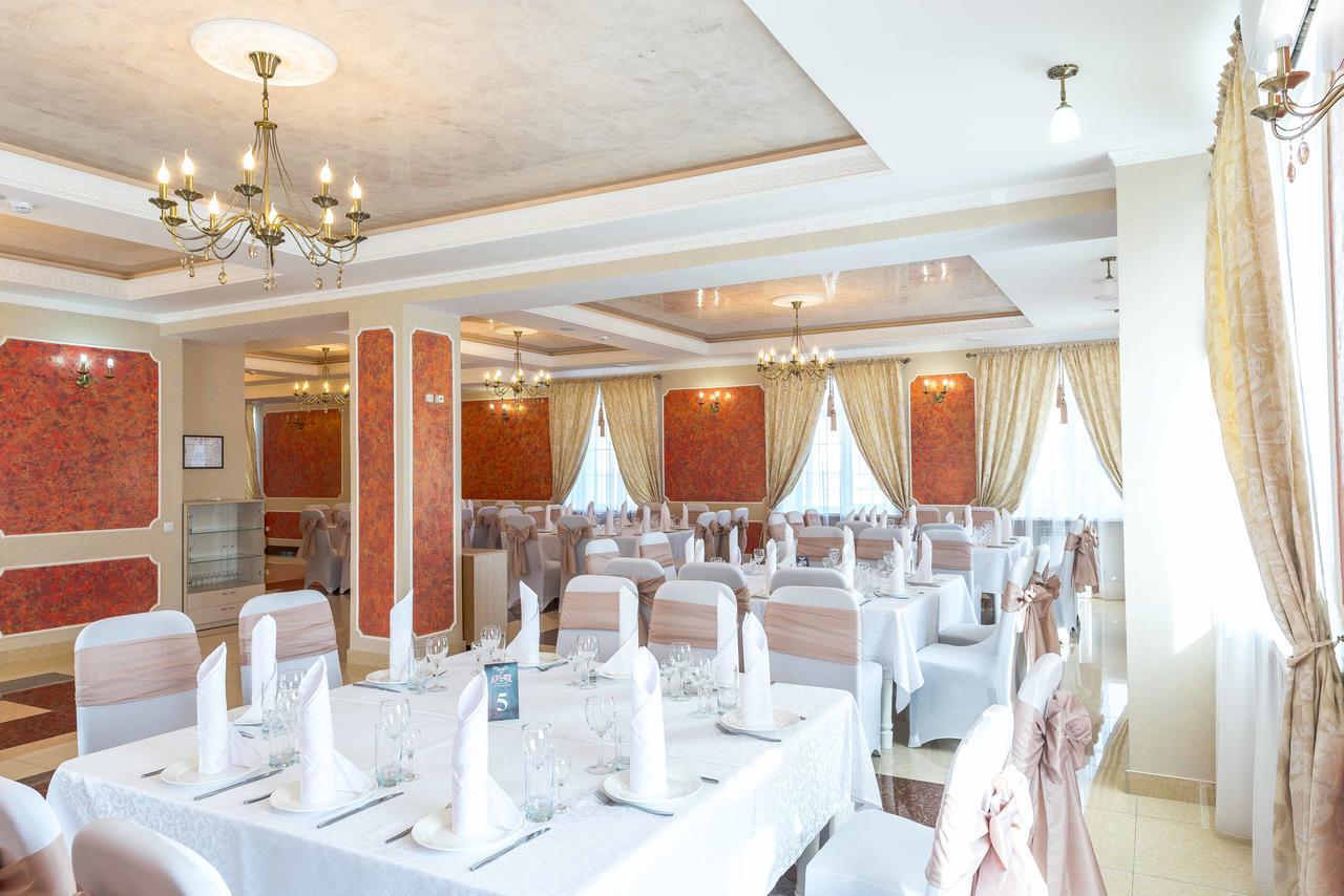 Adler Hotel Astana Luaran gambar